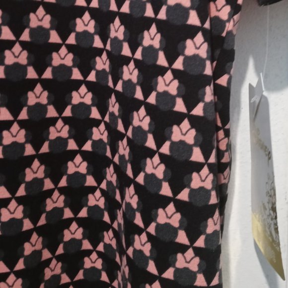 Women’s LuLaRoe Disney Minnie Mouse Casual Shirt Pink Bow Size Small - Picture 3 of 9